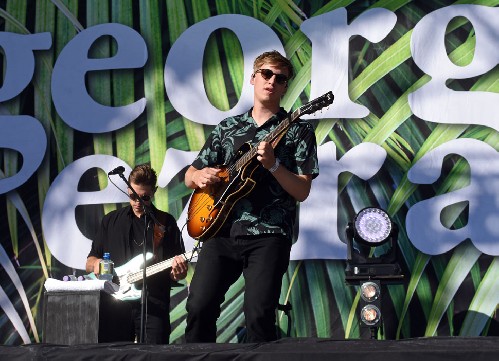 Neighbourhood Weekender 2019 - George Ezra