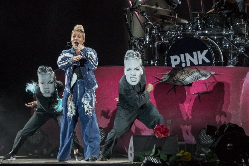 P!nk stadium shows 2019 - Pink