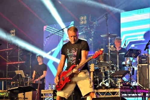 Peter Hook and The Light