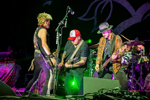 Black Stone Cherry