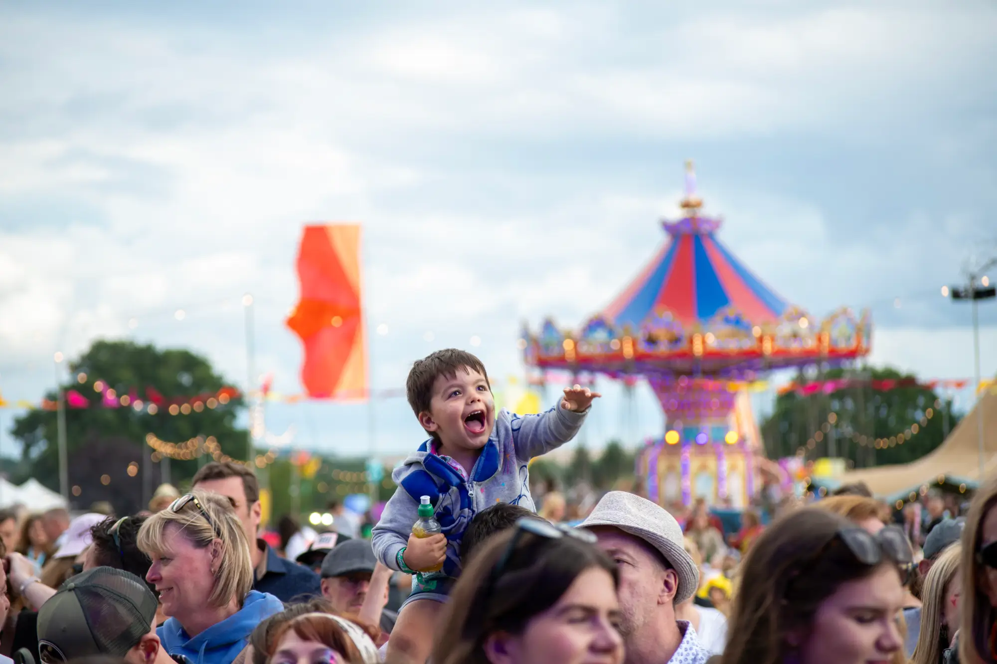 Toddler On Shoulders - Big Feastival 2023