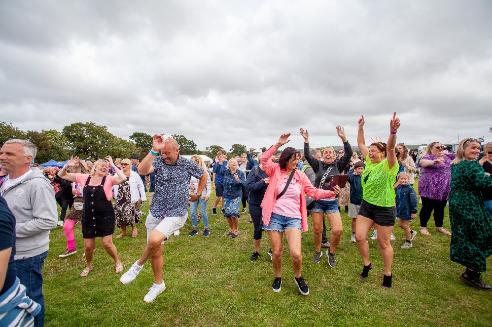 People Dancing And Having Fun - Jack Up Summer Party 2023