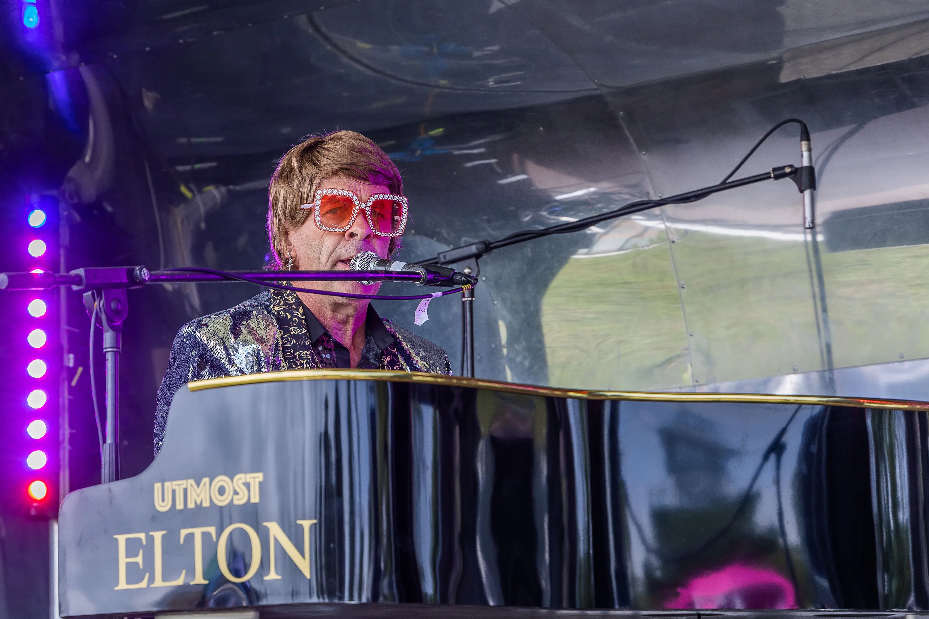 Utmost Elton